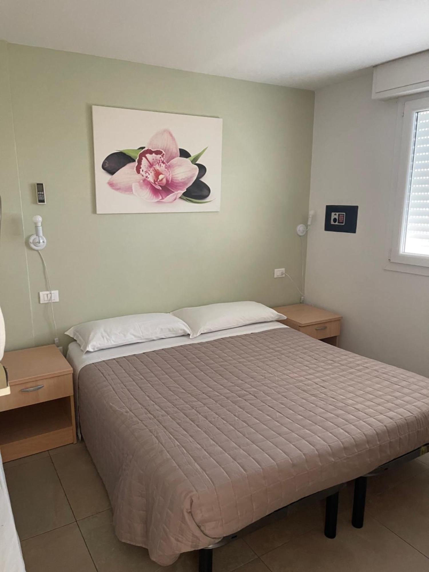 Residence Siesta Rimini Kültér fotó