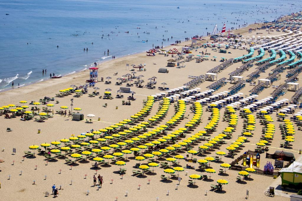Residence Siesta Rimini Kültér fotó